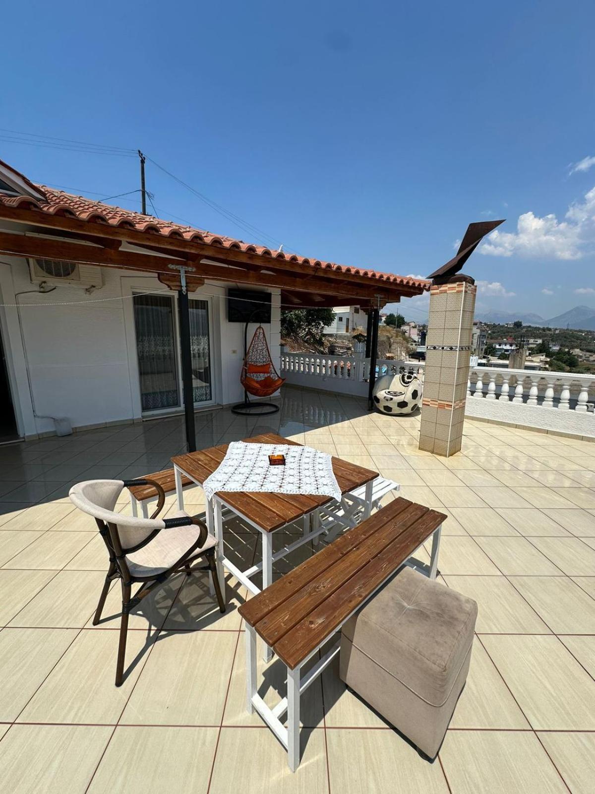 Apartments Berti Sarandë エクステリア 写真